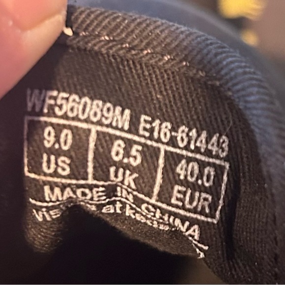 Sneaky Cat by Keds Taylor Swift Collab Size 9M Black Canvas - Picture 4 of 5